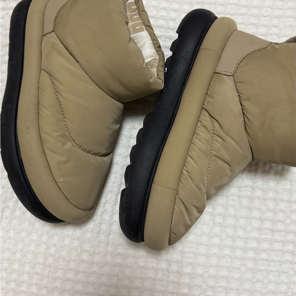 UGG Winter Boots with Black Soles